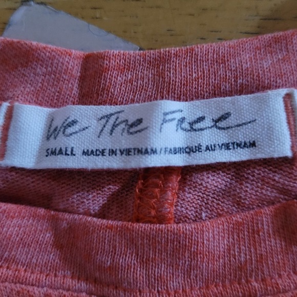 Free People We The Free Heathered Coral Raw Hem Basic Tee - Picture 11 of 11